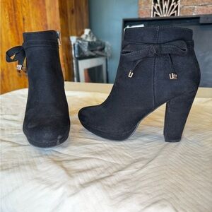 LC Lauren Conrad Leche Women's Ankle Boots size 6